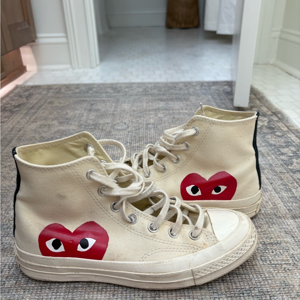 Comme des Garçons PLAY Converse